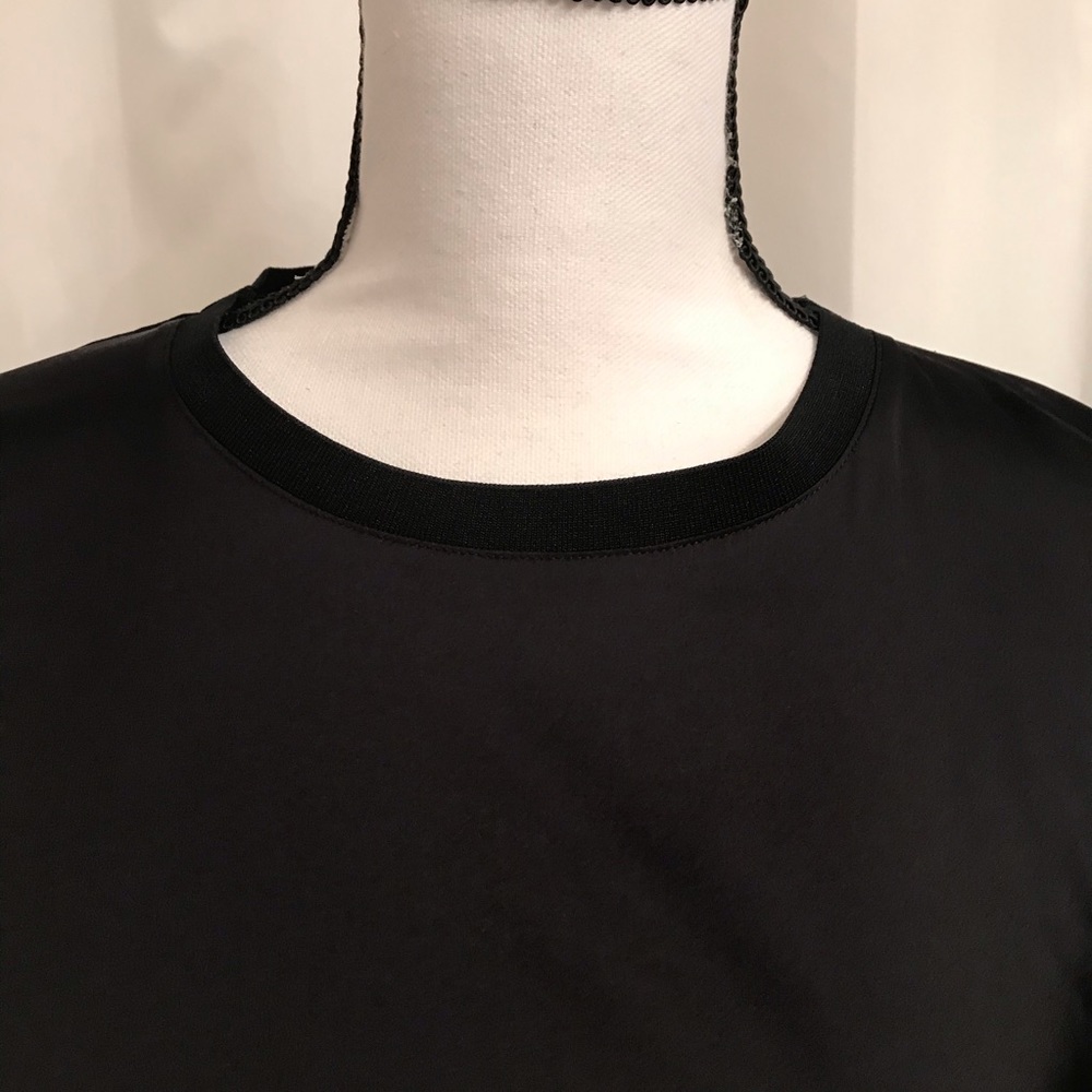 ❣️CUTE TOP❣️ - Picture 2 of 5